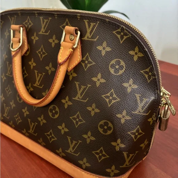 ALMA PM ABSOLUTELY BEAUTIFUL π - Picture 3 of 13